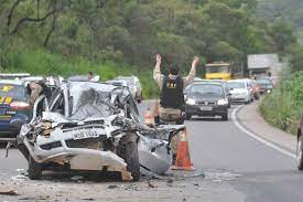 acidente de carro.jpeg